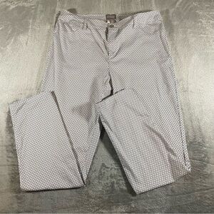 Chico’s Capri Geo Print Black and White Pants Size 2